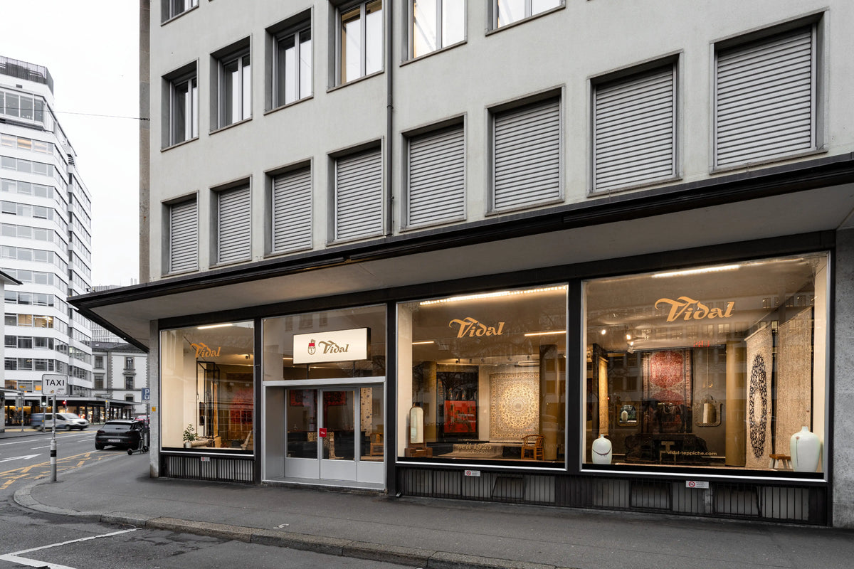 Pelikanplatz 15